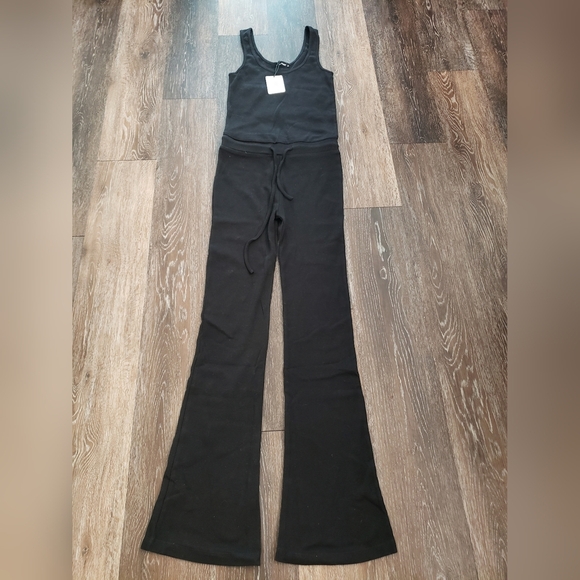 Olivaceous black Romper/ jumpsiut size M - Picture 2 of 8